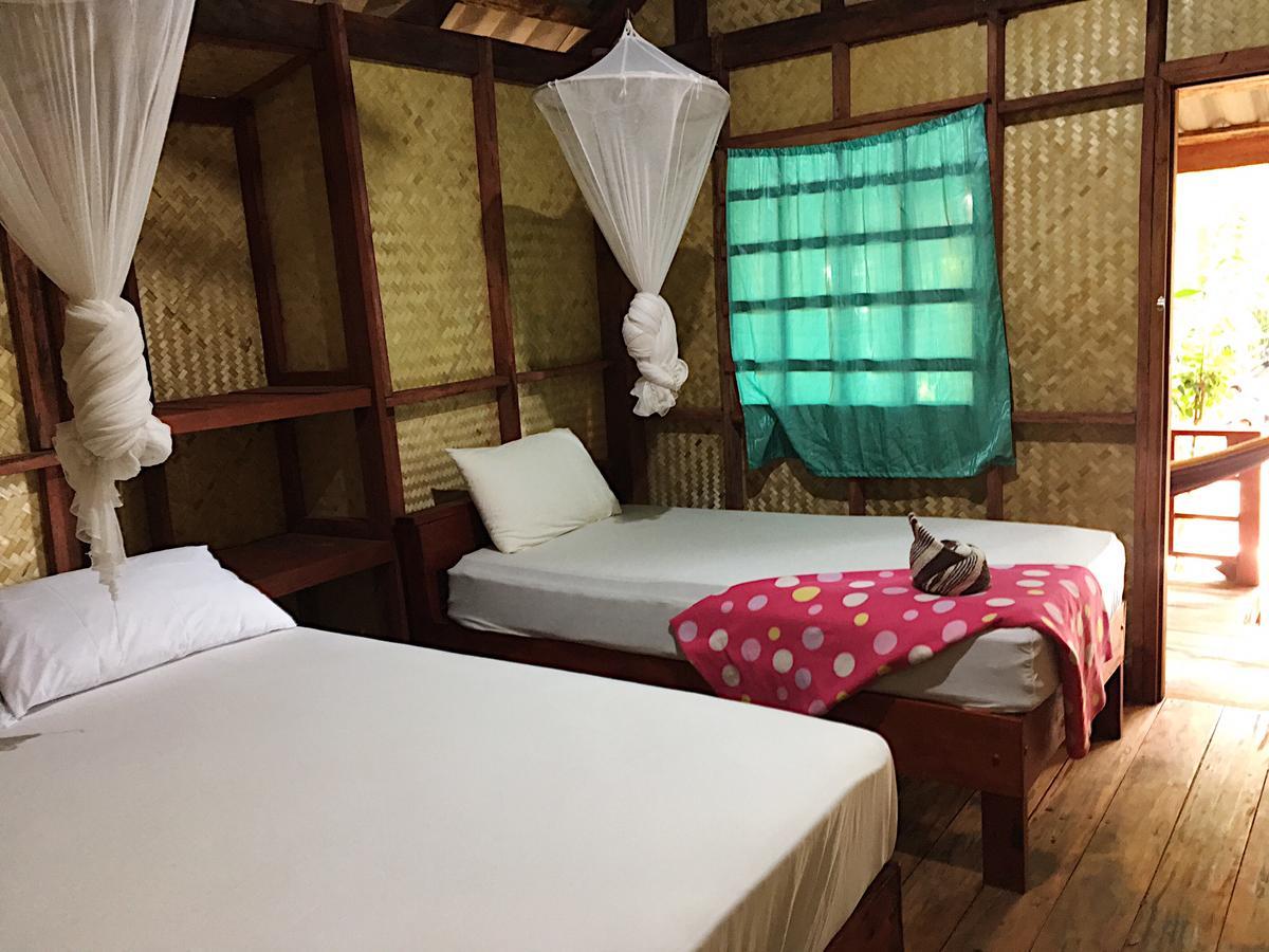 Hutyee Boat Bungalow Koh Lanta Exterior foto