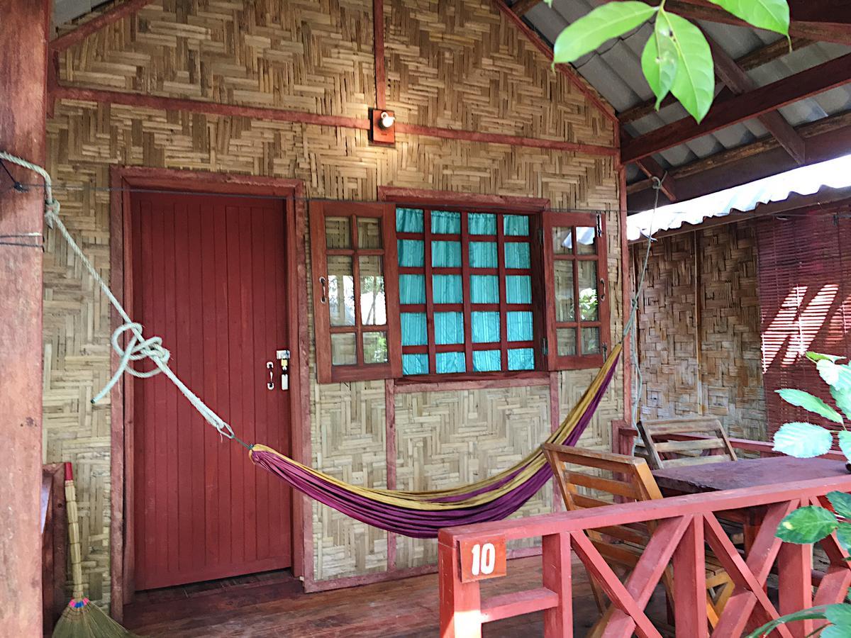 Hutyee Boat Bungalow Koh Lanta Exterior foto